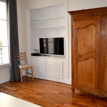 Neuilly Apartment Appartement *
